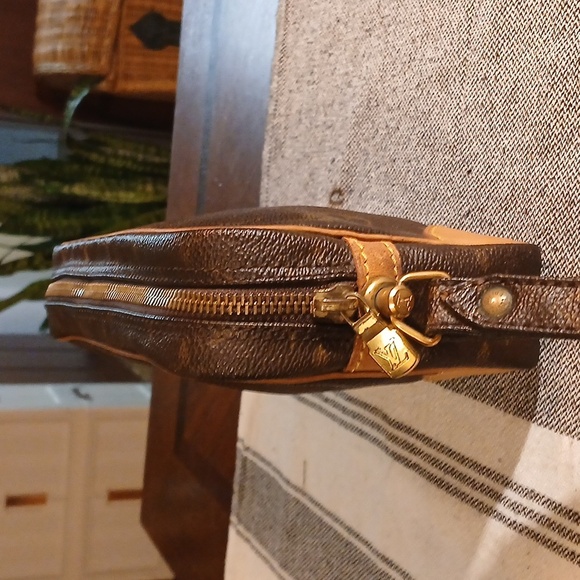 Louis Vuitton Monogram Marly Dragonne PM M51827 - Picture 4 of 15